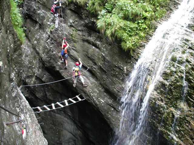Postalmklamm-Klettersteig: Wasserfallbr&uuml;cke