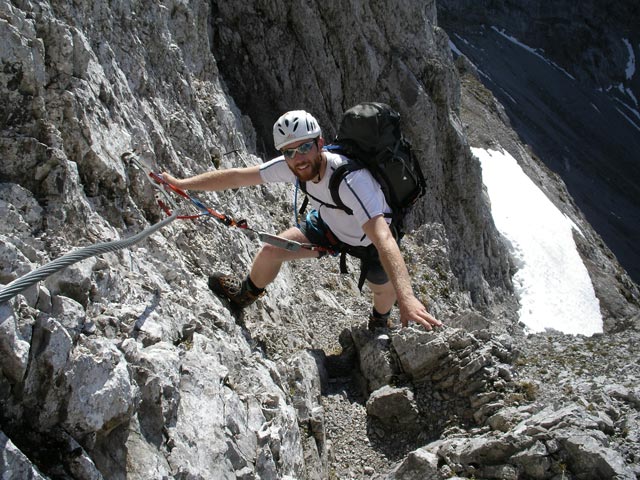 Innsbrucker Klettersteig: Andreas zwischen Westlicher Sattelspitze und &Ouml;stlicher Sattelspitze