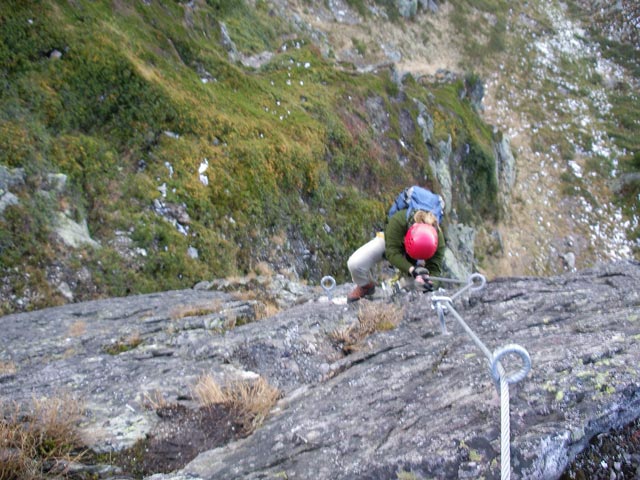 Henngrat-Klettersteig: Daniela in der Variante 'Da' Zache' (29. Sept.)