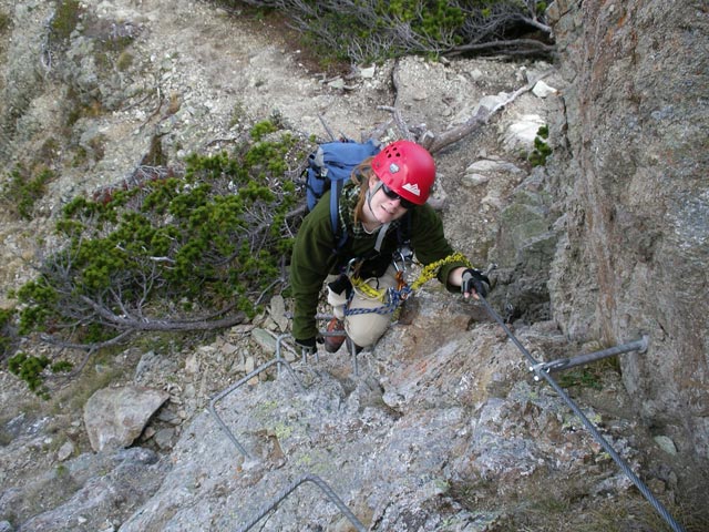 Henngrat-Klettersteig: Daniela in der Variante 'Da' Luftig' (29. Sept.)