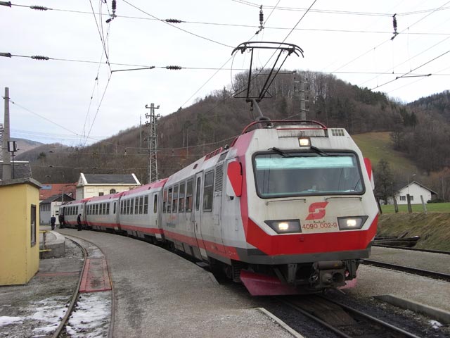 4090 002-9 als R 6843 'B&uuml;rgeralpe' in Kirchberg an der Pielach