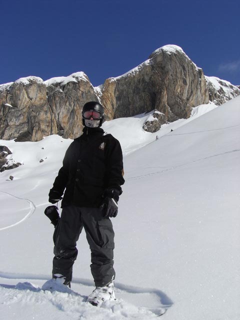 Markus neben Piste 76 (13. Apr.)