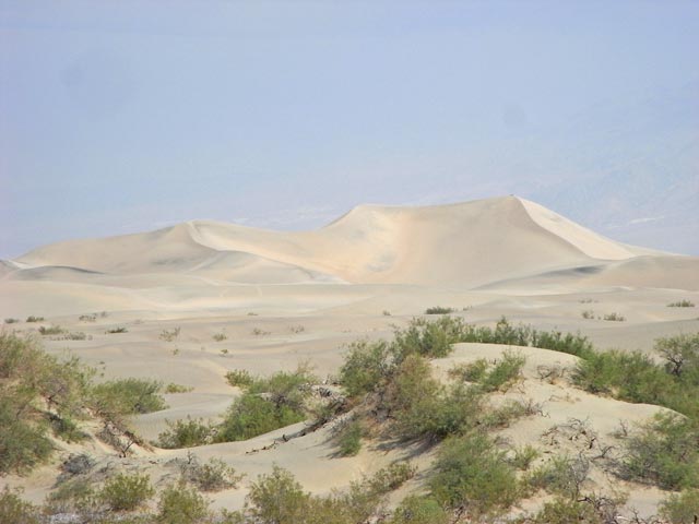 Sandd&uuml;nen bei Stovepipe Wells im Death Valley National Park (5. Mai)