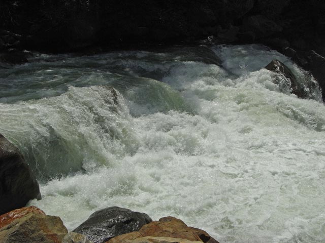 South Fork Kings River im Kings Canyon National Park (7. Mai)