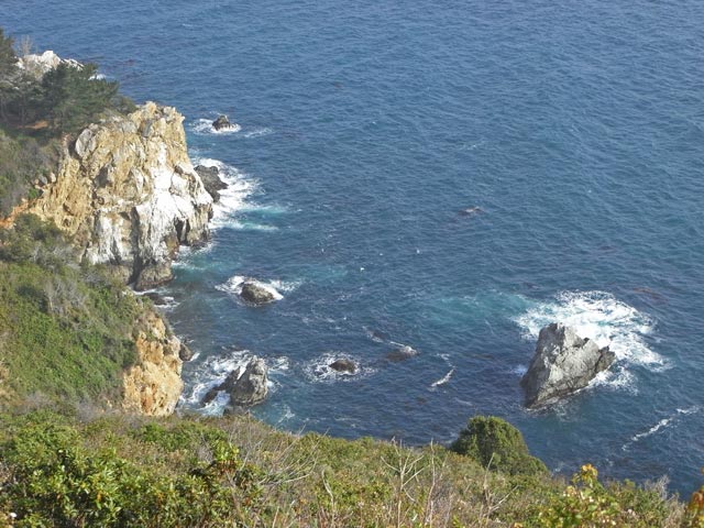 McWay Rocks an der Pazifikk&uuml;ste (8. Mai)