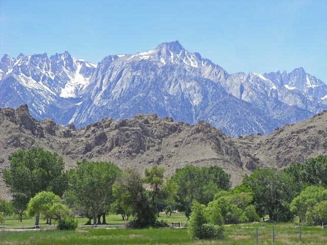 Sierra Nevada von Lone Pine aus (15. Mai)