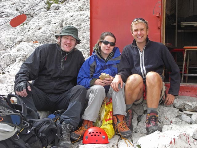Erich, Daniela und ich beim Bivacco Fiamme Galle, 3.005 m