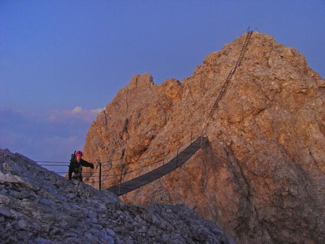 Via Ferrata Ivano Dibona: Daniela auf der Ponte Cristallo (31. Aug.)
