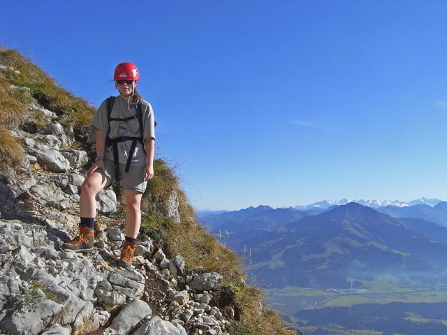 Daniela auf Weg 817 zwischen Niedersessel und &Ouml;stlichem Hochgrubachkar (26. Okt.)