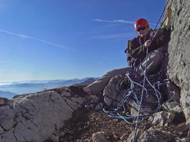 Postlerweg: Daniela am Stand nach der 9. Seill&auml;nge