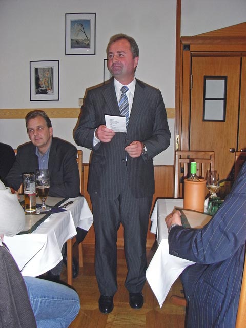 Hans und Harald im Gasthaus M&ouml;slinger