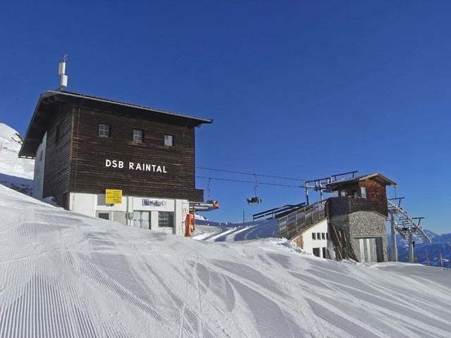 Bergstation des Sessellifts Raintal (11. J&auml;n.)