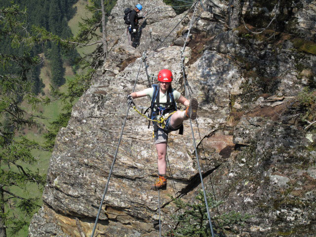 Daniela auf der zweiten Seilbr&uuml;cke