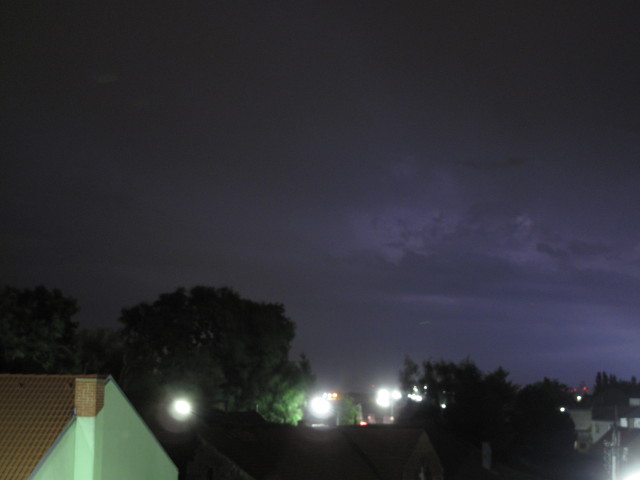 Wetterleuchten &uuml;ber S&uuml;&szlig;enbrunn (27. Mai)