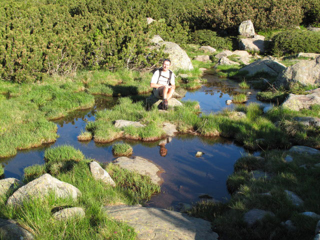 Ich neben Weg 3 zwischen Gasteiger Sattel und Schartl (12. Juni)