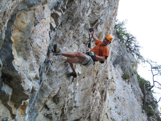 B&uuml;rgeralm-Klettersteig: Andreas in der Arenavariante
