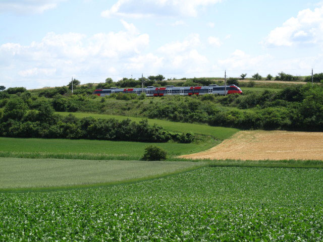 RSB 24414 zwischen Neubau-Kreuzstetten und Ladendorf