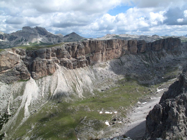 Chedul-Tal von der Gro&szlig;e Cirspitze aus (4. Juli)