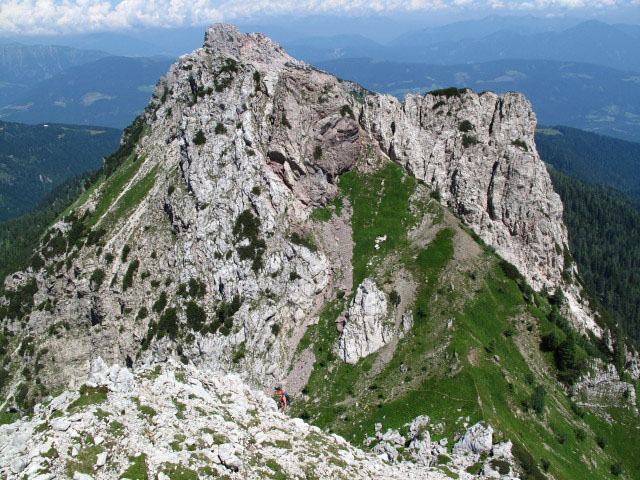 Nordostkante: Daniela am Stand nach der 3. Seill&auml;nge (14. Juli)