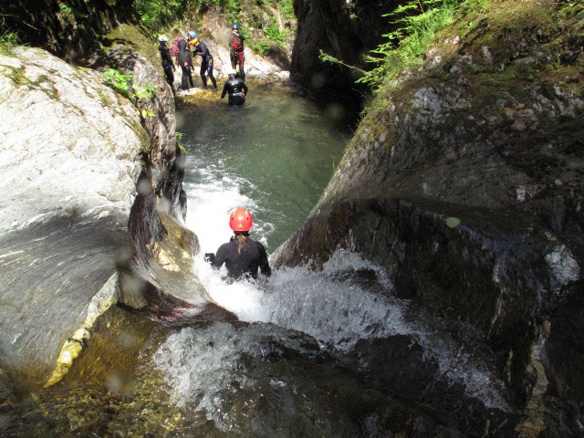 Brigitte, Gunther, Claudia, Elke, Helmut und Doris in der Wöllaschlucht (15. Juli)