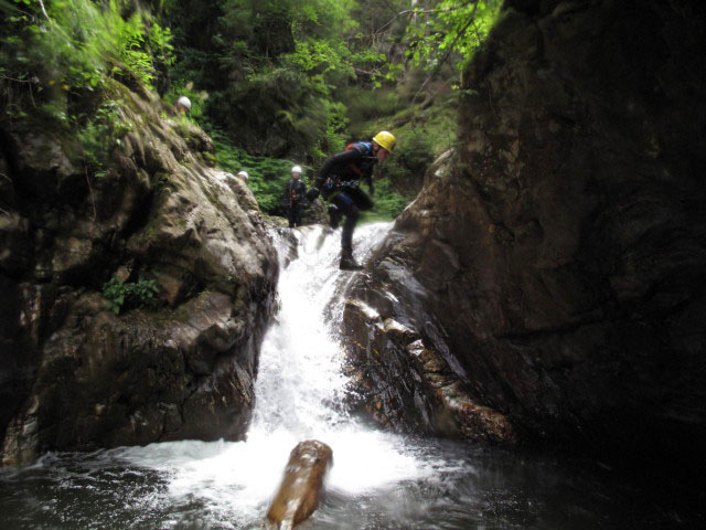 ?, ?, Brigitte und G&uuml;nther in der W&ouml;llaschlucht (15. Juli)