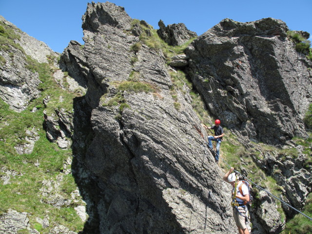 Falken-Klettersteig: Peter und Christoph auf der Seilbr&uuml;cke (17. Juli)