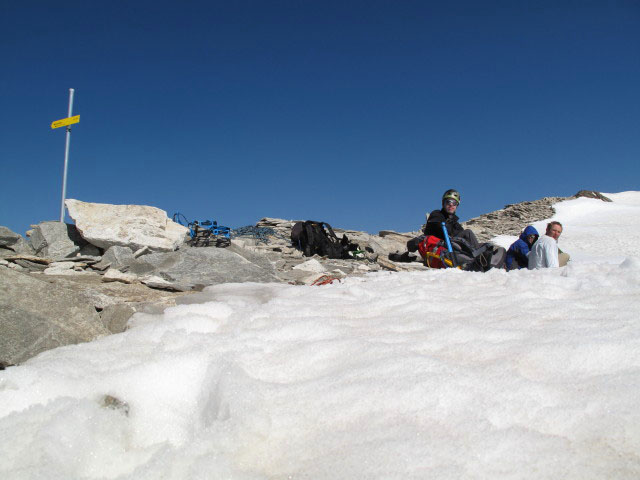 Norbert, Daniela und ich in der Oberen &Ouml;denwinkelscharte, 3.228 m (1. Aug.)