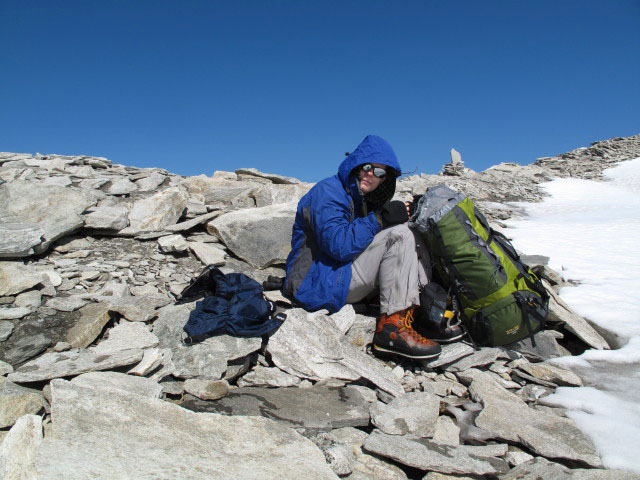 Daniela in der Oberen &Ouml;denwinkelscharte, 3.228 m (1. Aug.)