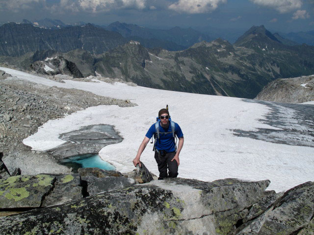 Norbert zwischen Sonnblickkees und Hoher F&uuml;rlegg (2. Aug.)
