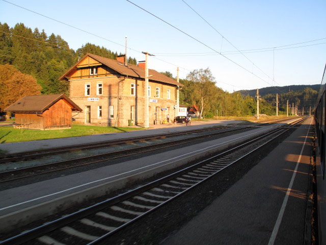 Bahnhof Gummern, 501 m