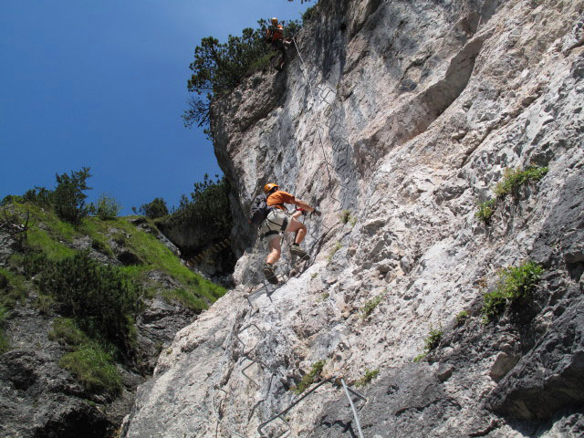 Gr&uuml;nstein-Klettersteig: Andreas und Axel in der schwierigen Variante