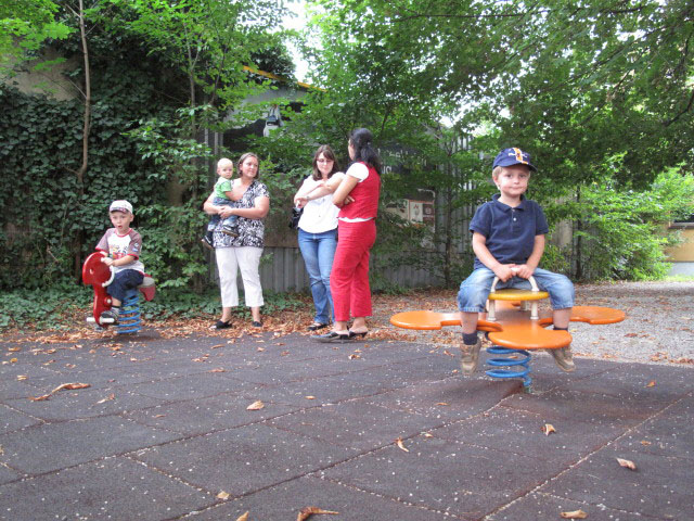 ?, Fabian, Daniela, Sabine, Selma und Philipp im Bierfreihof Napoleon