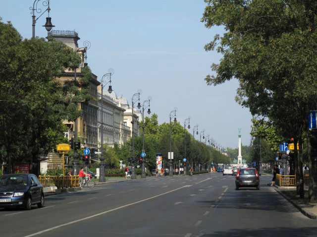 Andr&aacute;ssy &uacute;t (12. Sept.)