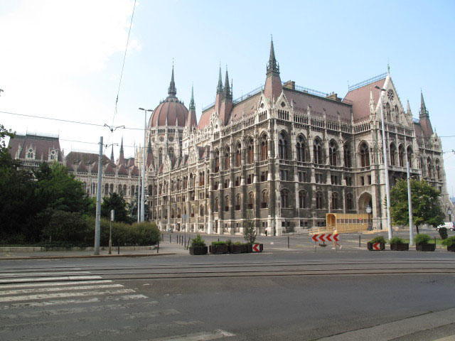 Parlamentsgeb&auml;ude (13. Sept.)