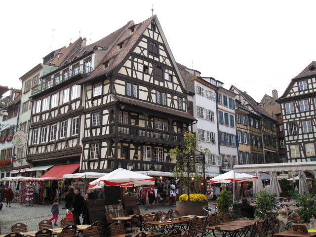 Place du Marché aux Cochons de Lait