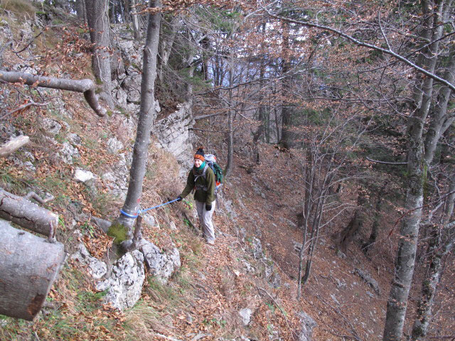 Daniela zwischen Zwillingskogel und Gr&uuml;nau im Almtal