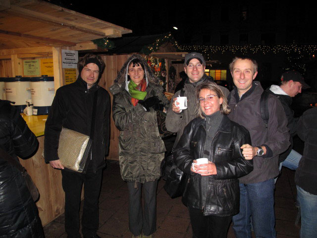 Stefan, Katja, Florian, Doris und ich am 6. Wei&szlig;gerber Adventmarkt