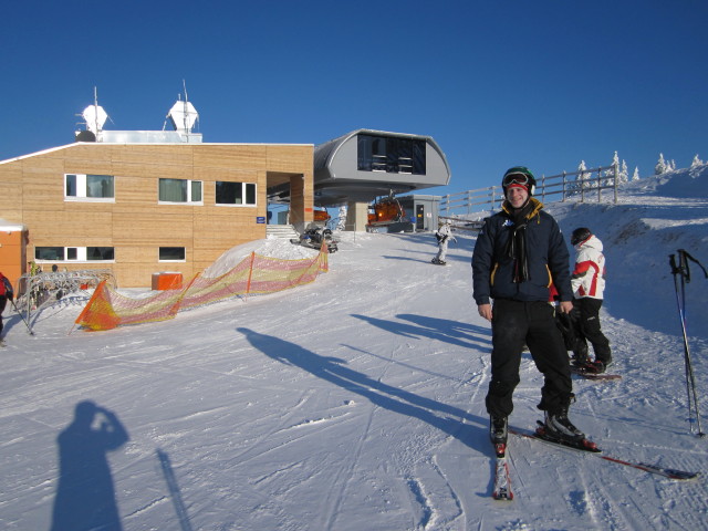 Michael bei der Bergstation der 6er-Sesselbahn-Wei&szlig;enelf, 1.639 m