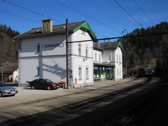 Bahnhof Laubenbachmühle, 535 m