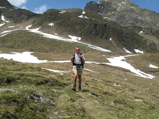 Ich zwischen Zunigtörl und Rotem Kögele (11. Juni)