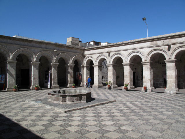 Iglesia de la Compañia in Arequipa (6. Juli)