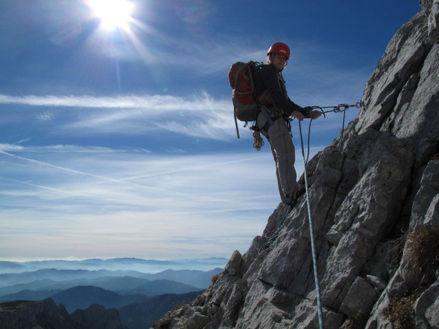 Baumgartnerweg: Daniela am Stand nach der 6. Seillänge (9. Okt.)
