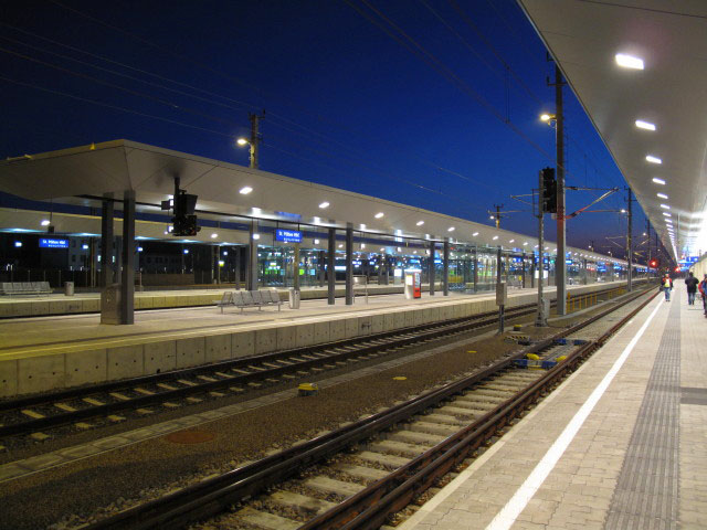 Hauptbahnhof St. Pölten, 273 m