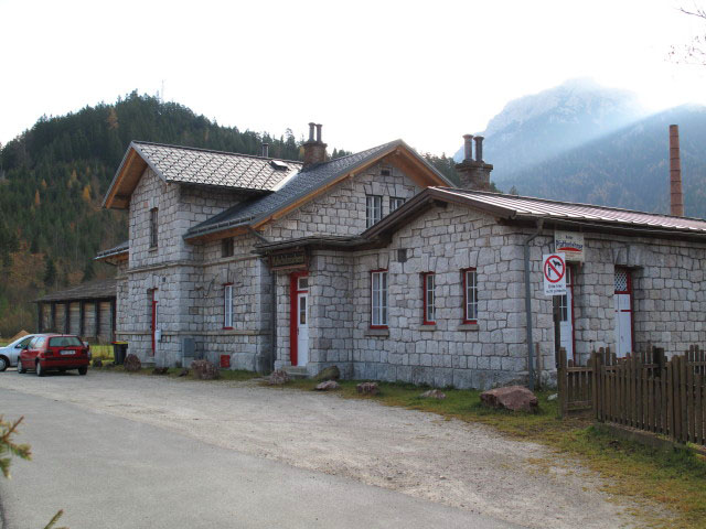 ehemaliger Bahnhof Kernhof, 689 m