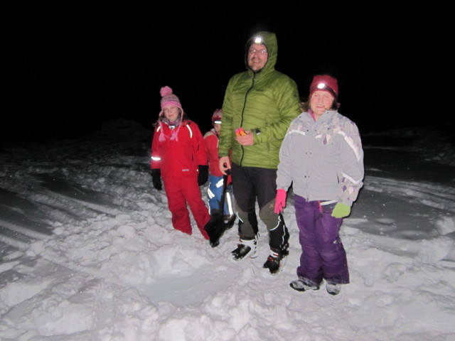 Lea, Marion, Axel und Hanna auf der Wirts Hochalm (31. Dez.)