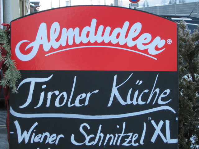 'typische' Tiroler Küche im Cafe Heim Franz in Kirchberg in Tirol (1. Jän.)