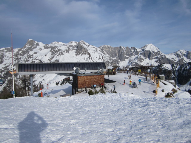 Bergstation der Kabinenbahn Ikarus von der Bischlingh&ouml;he aus