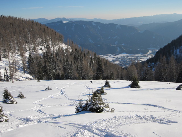 Christoph neben der Abfahrt 'Zur Dreisesselbahn'