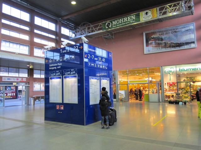 Hauptbahnhof Innsbruck, 582 m