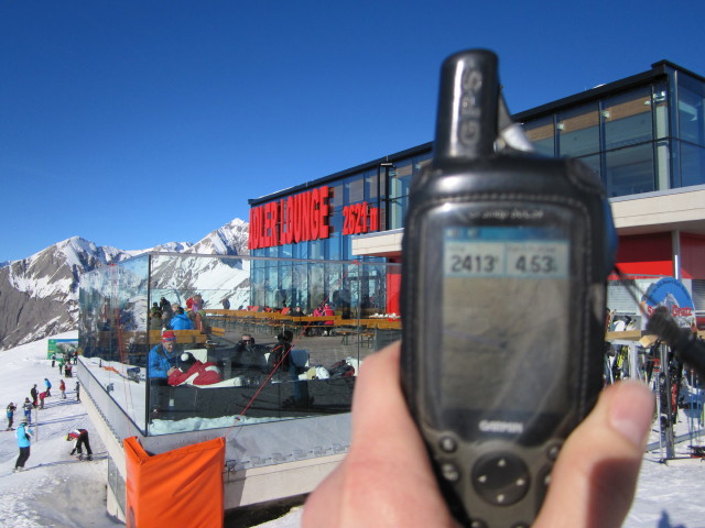 Adler Lounge, 2.403 m